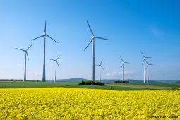 ökostrom energie windkraftwerk